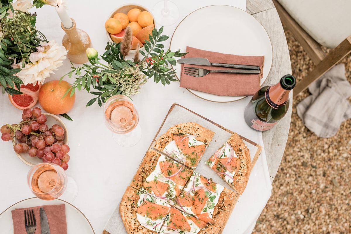 everything bagel smoked salmon flatbread with lemony cream cheese