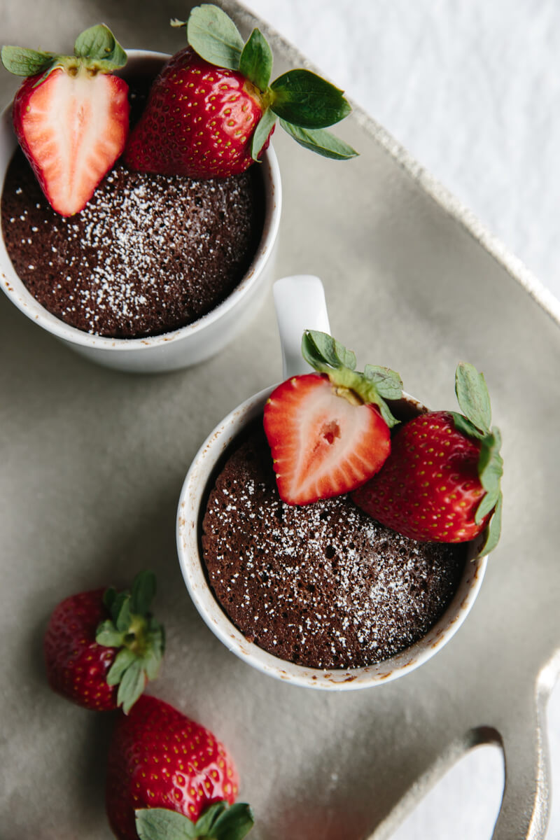 (gluten-free, paleo) A delicious, healthy and moist chocolate mug cake that can be made in less than two minutes - super easy!