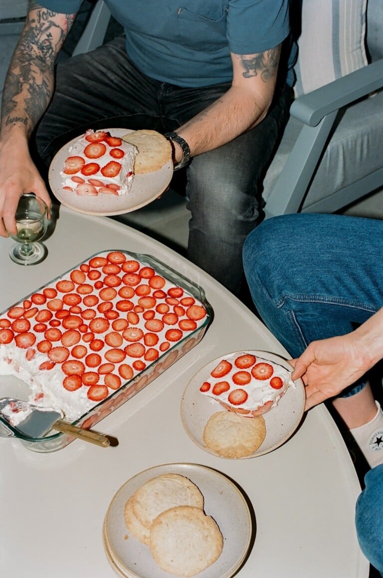 Strawberry Cake With Mascarpone Creme_strawberry dessert recipes