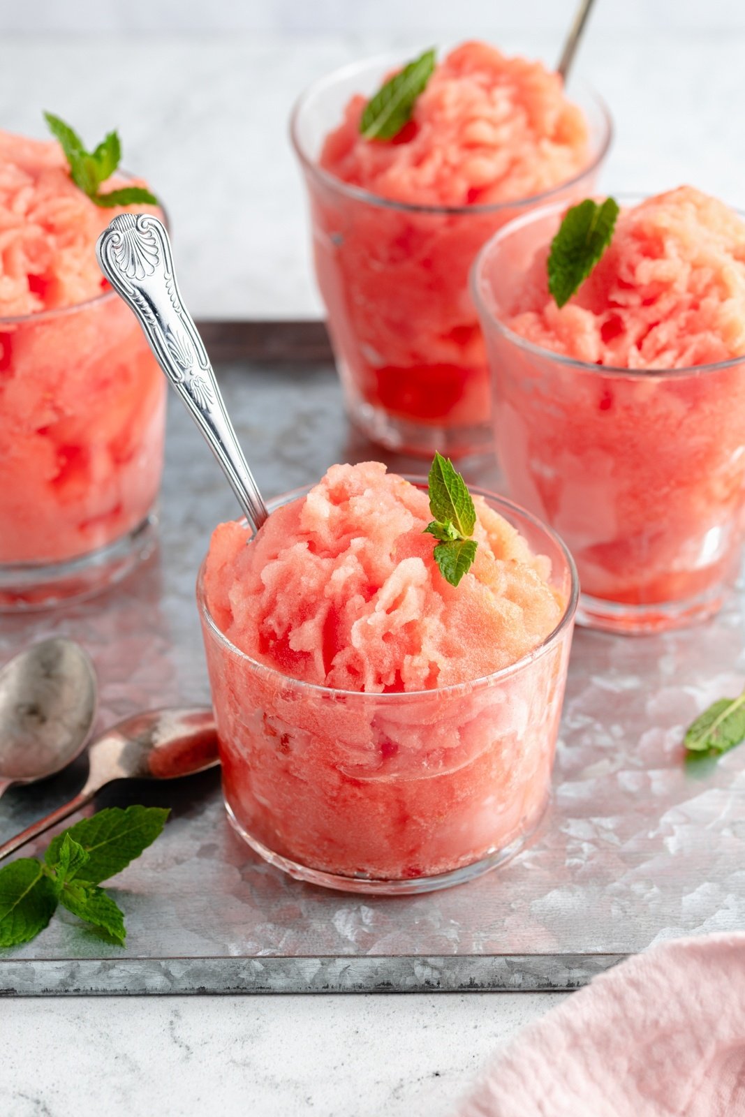 watermelon frosé in glasses