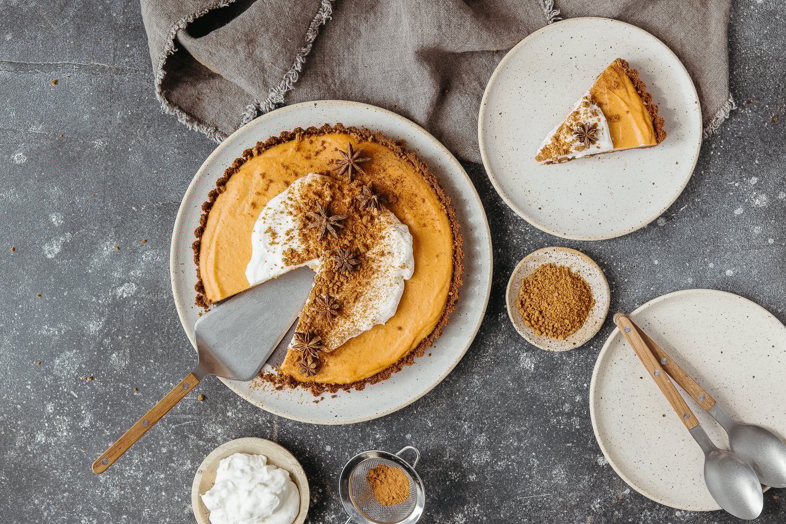 Pumpkin Pie with Gingersnap Crust