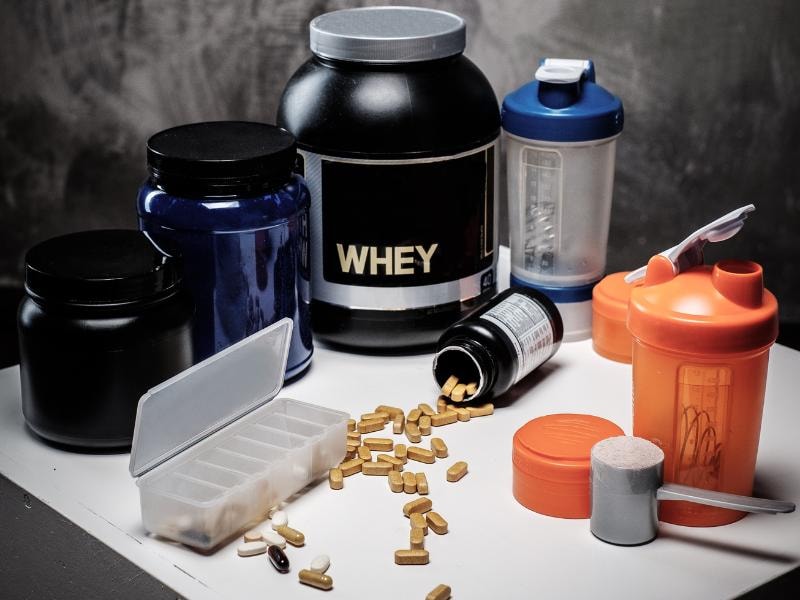 sports nutrition supplements