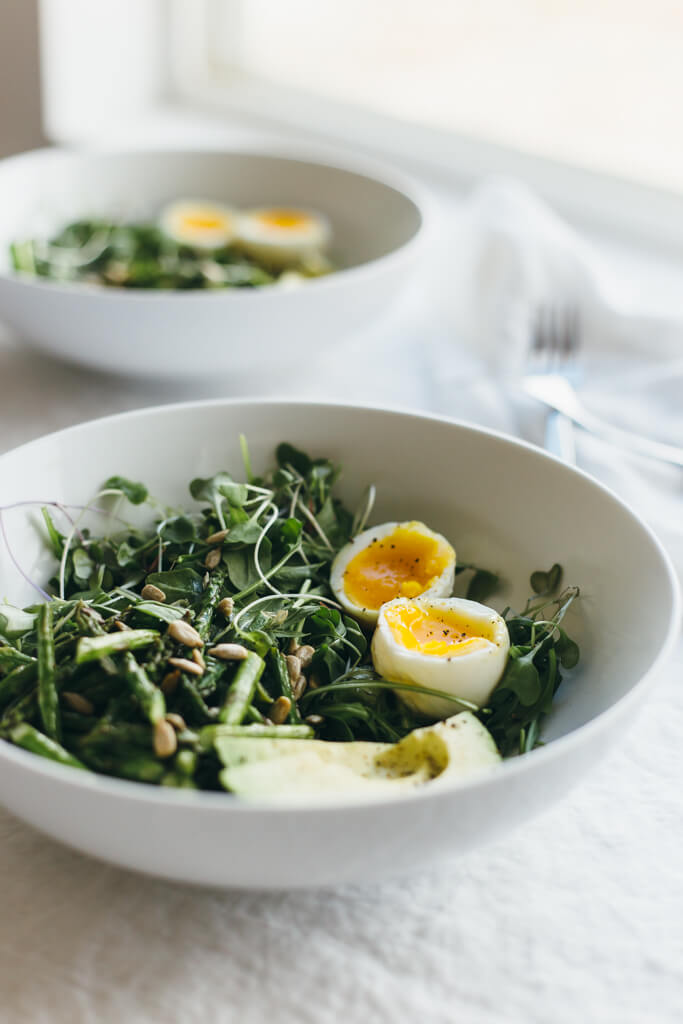 Arugula, asparagus and avocado breakfast salad. A delicious and nutrient-dense way to start your day!