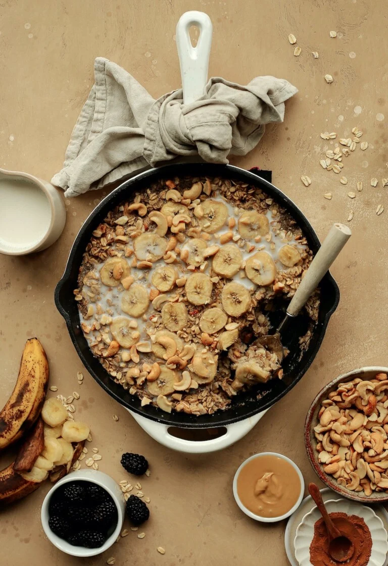 Banana-Cashew Baked Oatmeal